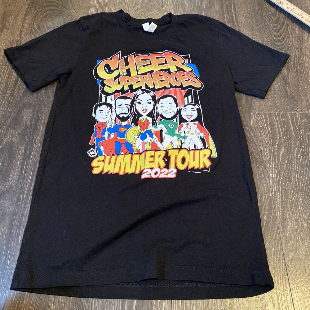 Cheer Superheroes Summer Tour 2022 AUTOGRAPHED Shirt w/ 5 Autographs Black Small